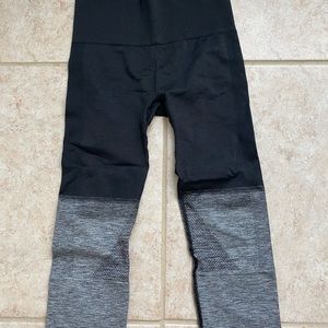 Lululemon crop leggings